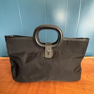 Black Women's Tote Bag with Round Handle